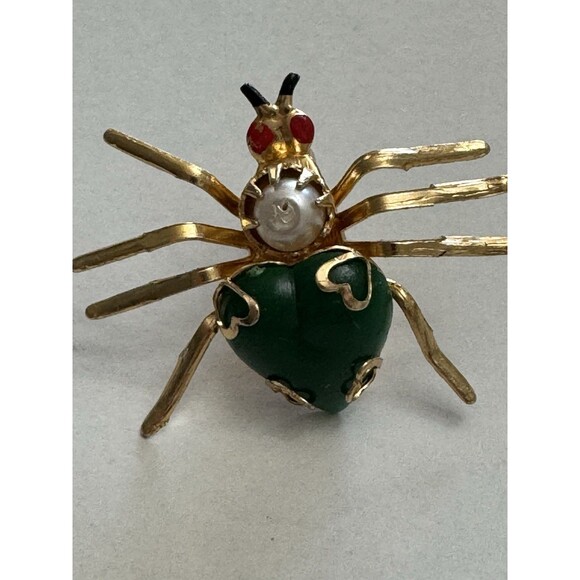 Vintage Hong Kong Green Enamel Bug Brooch Faux Pearl Red Eyes - Picture 3 of 6